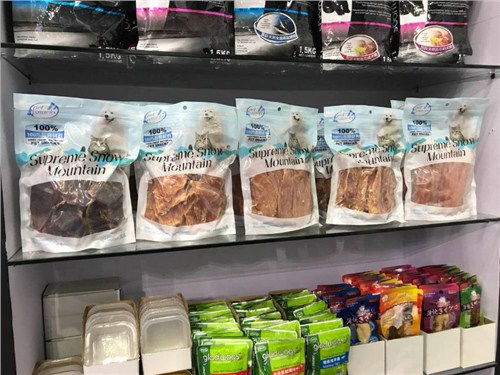 四川寵物食品OEM加工 掘金千億寵物市場(chǎng)的本土優(yōu)勢(shì)